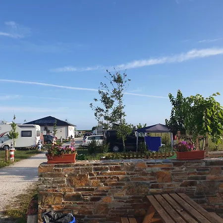 キャンプ場 Rinlocosta